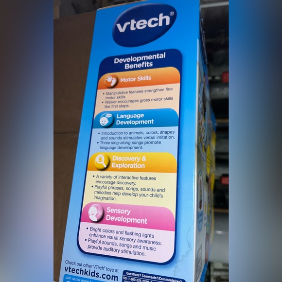 Vtech Stroll & Discover Activity Walker™ - Picture 3 of 4